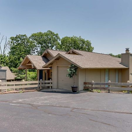 Margaritaville Resort Retreat With Hot Tub And Deck Osage Beach Exterior foto