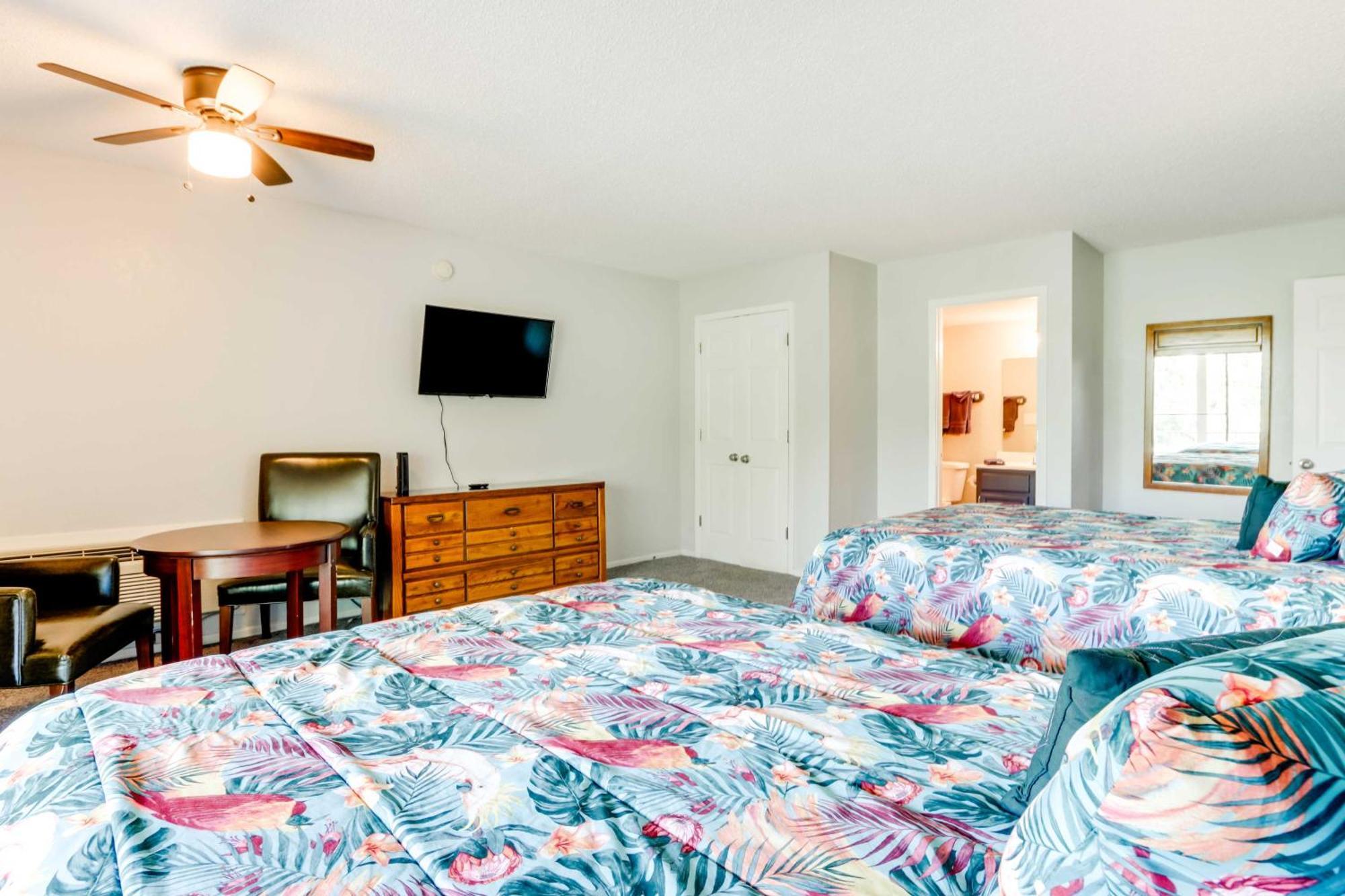 Margaritaville Resort Retreat With Hot Tub And Deck Osage Beach Exterior foto